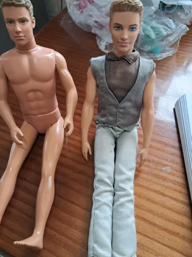 Lindo Ken e boneco chinês dongguan...