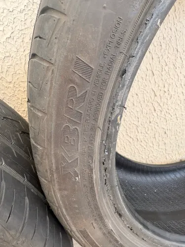 2 Pneus 215x40 R 17 - Marca XBRI sport plus 2