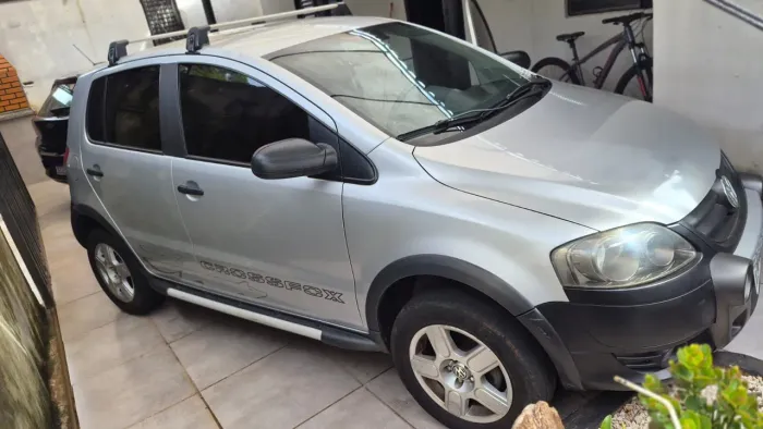 Volkswagen Crossfox 1.6 MI Total Flex 8V 5P 2009