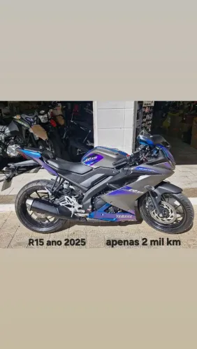 Yamaha R15 ano 2025