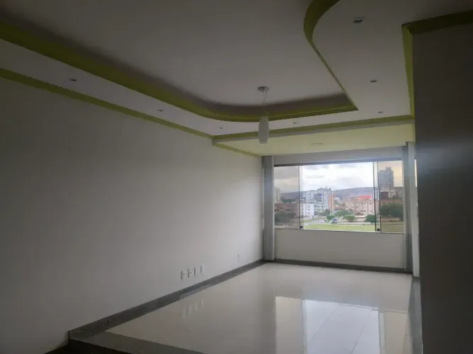 Apartamento amplo disponível p/ locação (3 quartos) - Candeias - Vitória da Conquista - BA