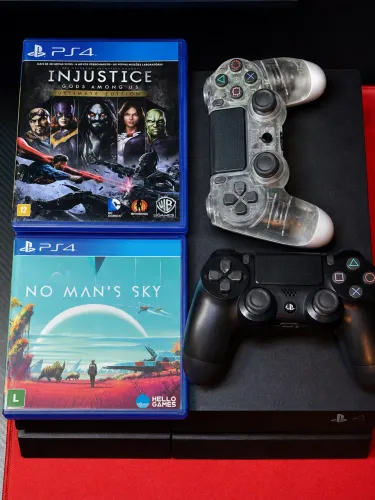 PlayStation 4 + jogos + 2 controles