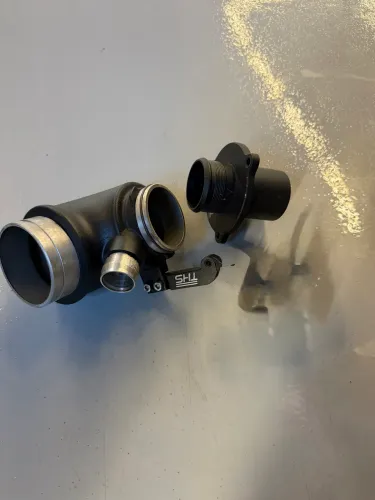 Inlet pipe e muffler delet THS para Audi e VW.