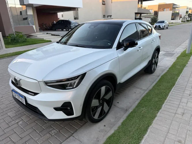 Volvo C40 Twin Ultimate (elétrico) 2023