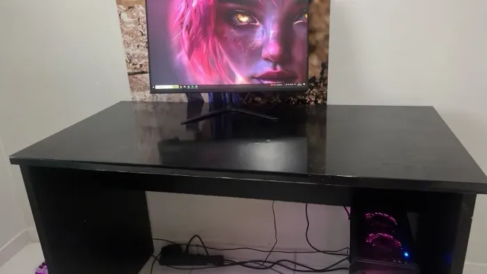 Mesa de Escritório de Madeira 