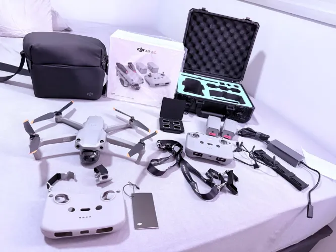 Drone DJI Air 2S Fly More Combo + acessórios 
