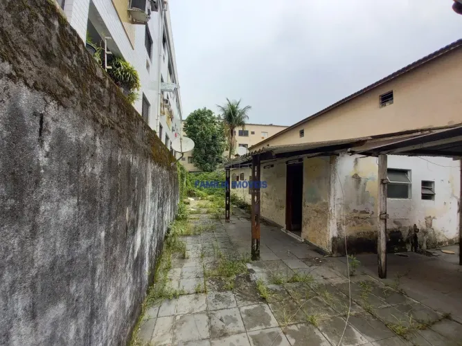 Terreno à venda no bairro Parque São Vicente em São Vicente