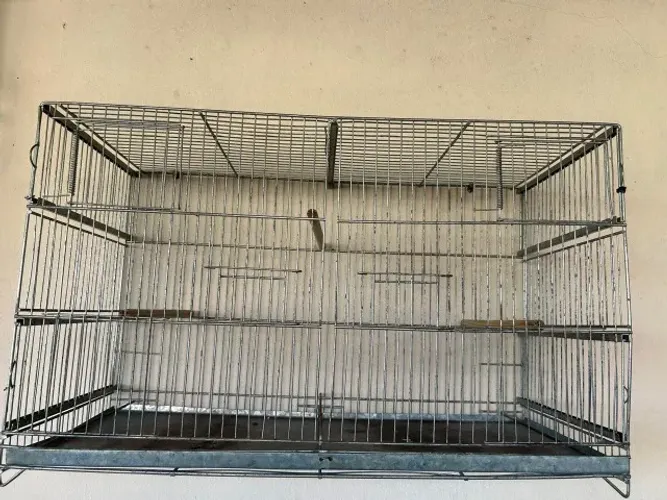 Vendo gaiolas usadas em bom estado