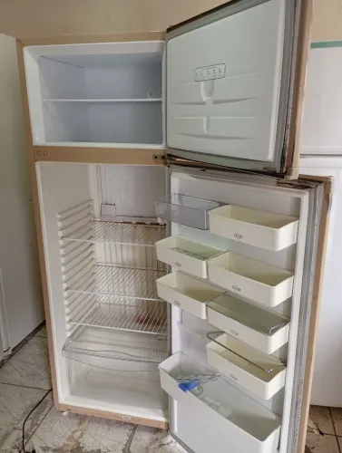 Vendo geladeira Consul
