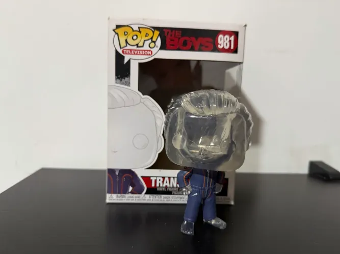 Funko pop translúcido