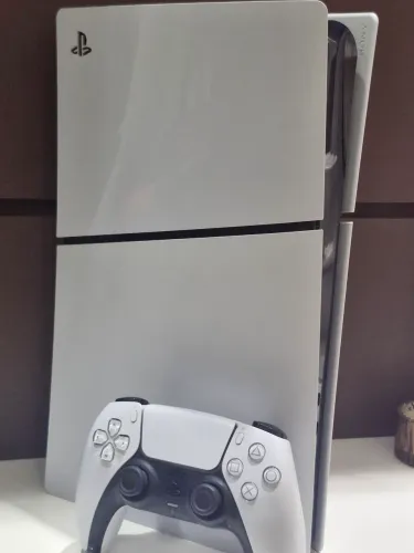 Playstation 5 slim edição digital impecável