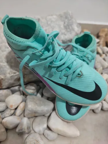 Chuteira Nike infantil USADA.