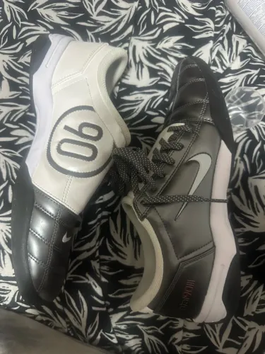 Chuteira Nike total 90 - número 41