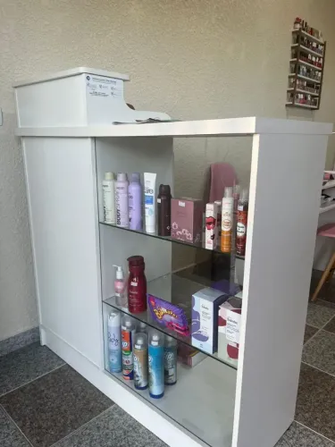 Balcão loja ou salão de beleza