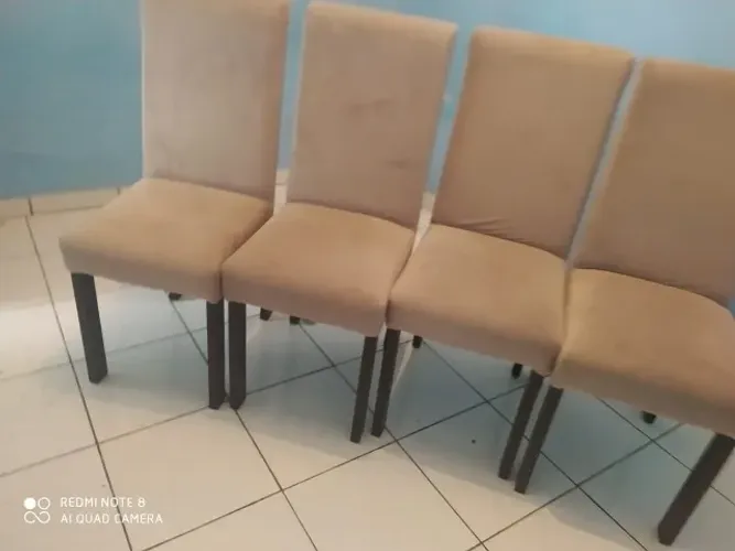 Conjunto de 4 cadeiras sala de jantar 