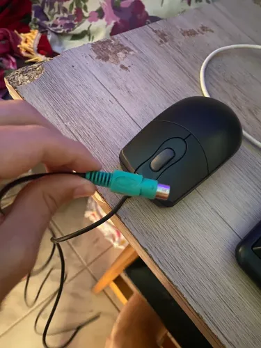 Mouse com Fio PS/2 MO-870PB ? Não Testado