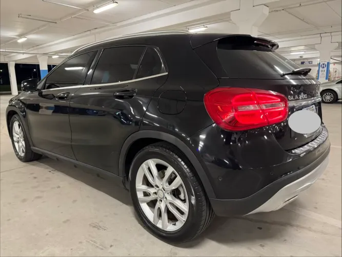 Mercedes-Benz GLA 200 Adv. 1.6/1.6 TB 16V Flex Aut. 2015
