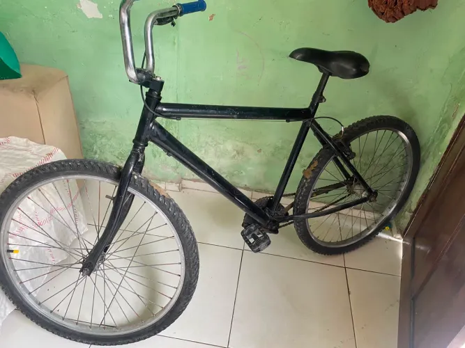 Vendo uma bicicleta