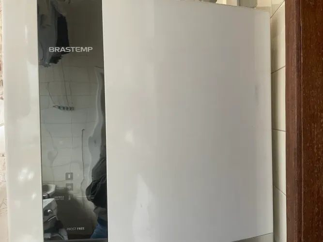 Geladeira Brastemp Frost Free - Branca