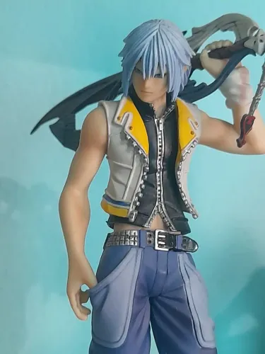 Estatueta Kingdom Hearts Sora+Riku+Mickey(Diamond select toys)