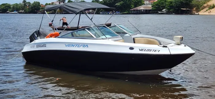 Lancha à venda em Barreirinhas/MA