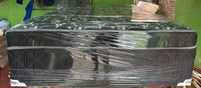 Cama box de casal espuma alta 12cm confortável,valor 400 já com entrega grátis