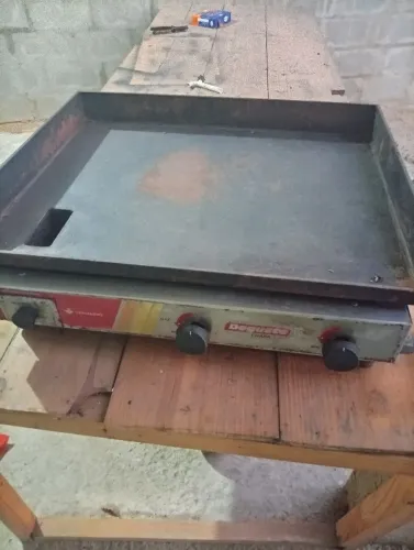 Estou vendendo essa chapa barato pra qualquer dúvida chama no WhatsApp *