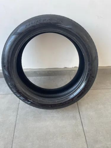 Pneu Pirelli Pzero 245/45 R20 103W Run flat 