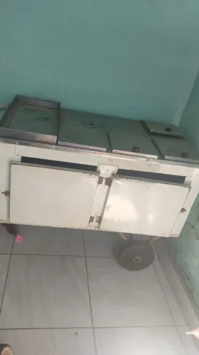 Carrinho de cachorro quente 