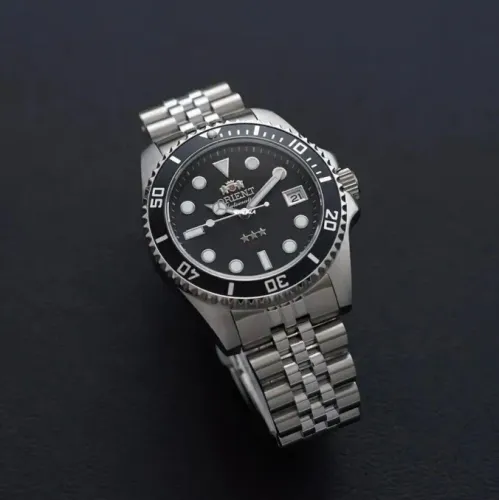 Relógio Orient 3 Stars Submariner Automatic 39mm YN6SS023 P1SX Preto