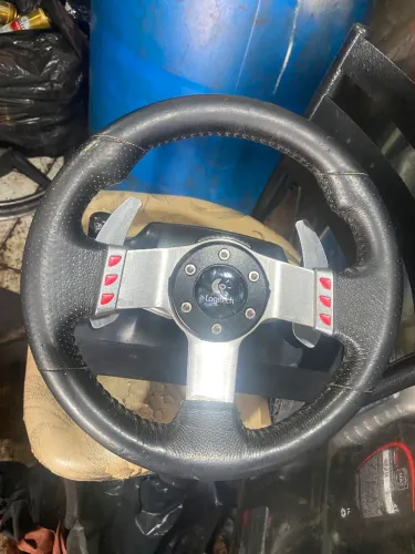Combo Volante, Pedais e Câmbio Logitech G27
