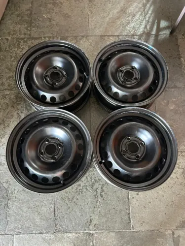 Jogo de rodas 15 originais GM 4x100 perfeitas