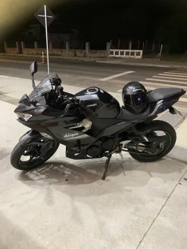 Ninja 400 2022 perfeito estado