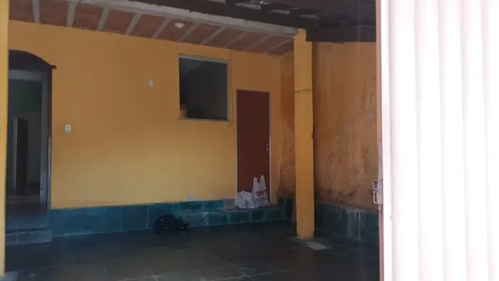 Casa geminada independente de 3 Q em Ved@ Nov@ oportunidade