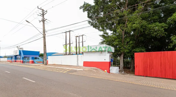 BARRACAO COM TERRENO DE 20.000.00 E 2.845.00 DE CONSTRUCAO AV. CURITIBA / ROD. ENG. OSVALD