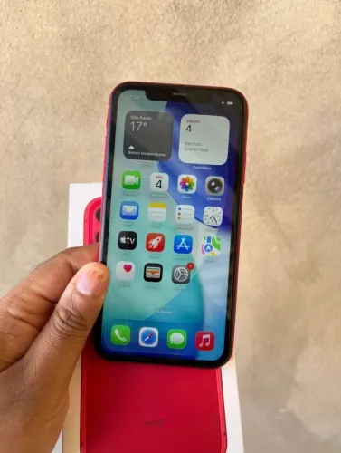 iPhone 11