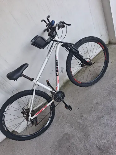 Bicicleta caloi ARO 29