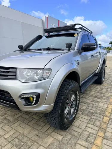 Mitsubishi L200 Triton HPE 3.2 CD TB Int.diesel AUT 2015