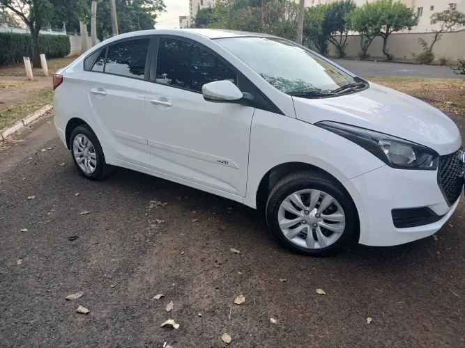Hyundai HB20S C.style/c.plus1.6 Flex 16V Aut. 4P 2019