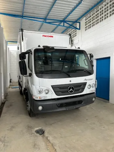 Acello 817 
