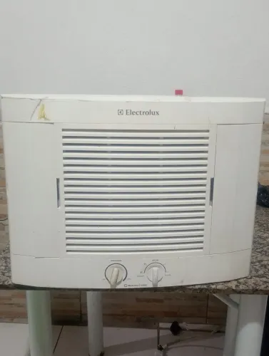 Ar condicionado eletrolux 10.000 BTUs valor 950 reais