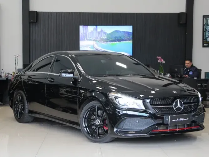 Mercedes-Benz CLA-250 Sport 4matic 2.0 16V 211cv Aut. 2019