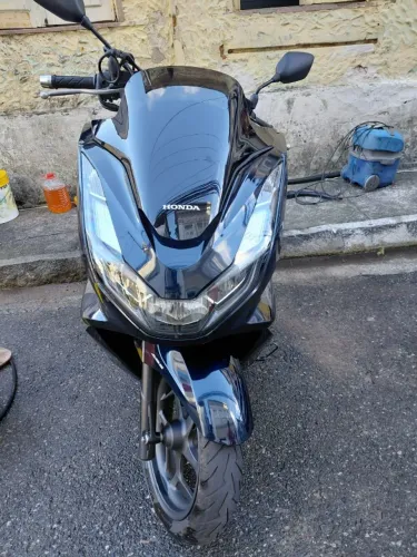 PCX DLX 160