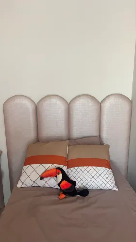 Cabeceira de cama de solteiro