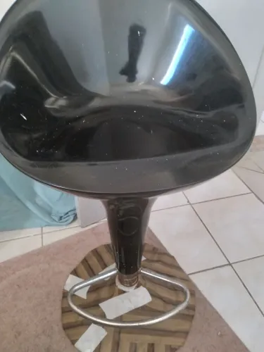 Vendo banqueta preta