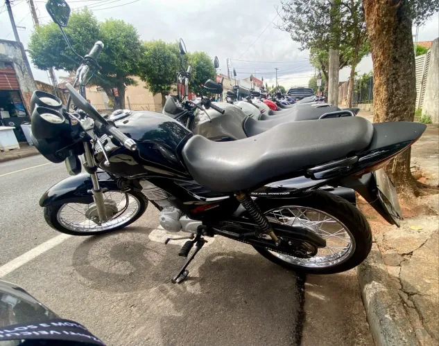 Vendo HONDA CG FAN 150 ESI 13/13