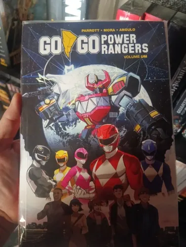 Hq Go Go Power Rangers vol.1