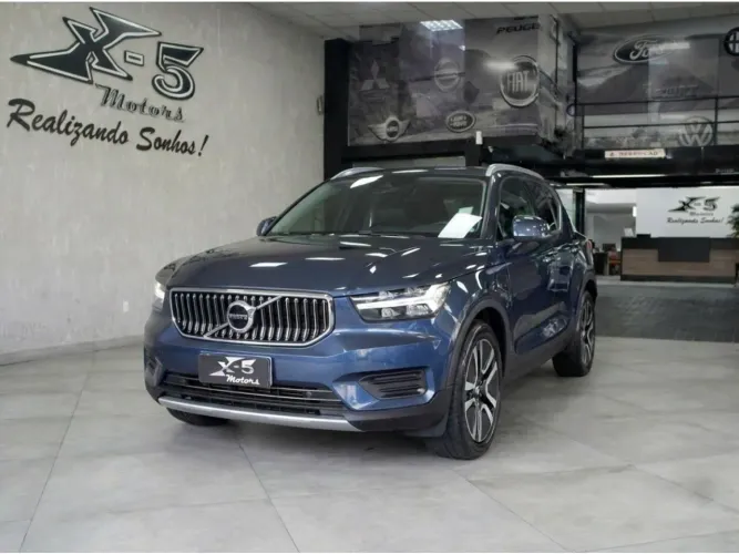 Volvo XC40 XC 40 T-5 Híbrido Momentum 1.5 262cv 2021