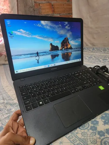Notebook samsung i5 7 geração Placa de vídeo