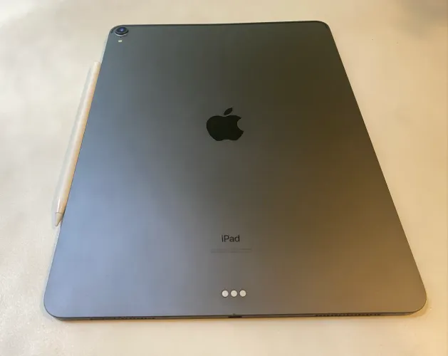 iPad Pro 12.9" - 3ª Geração + Apple Pencil 2